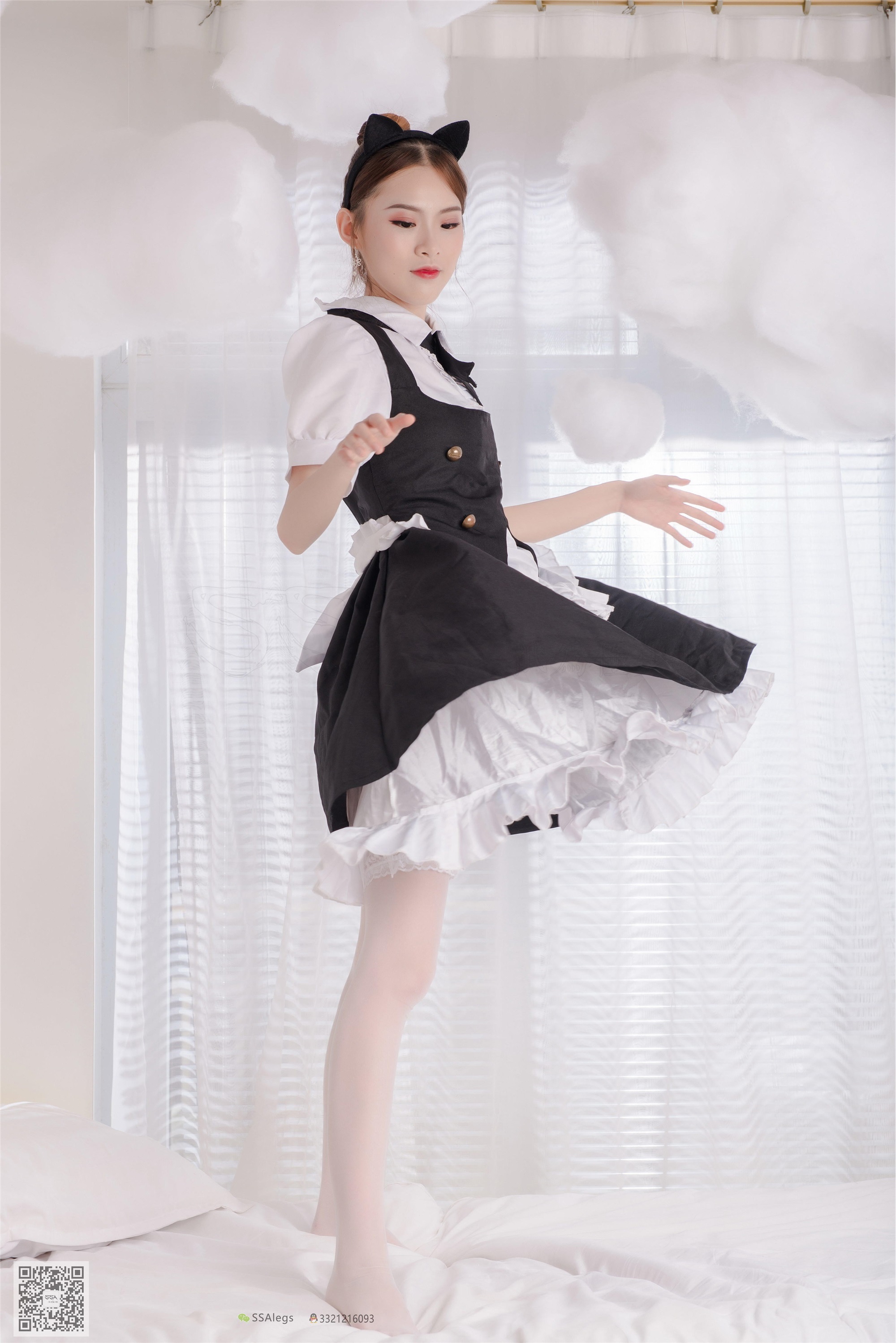 SSA丝社 NO.025 琪琪 甜美风女仆白色长筒丝袜